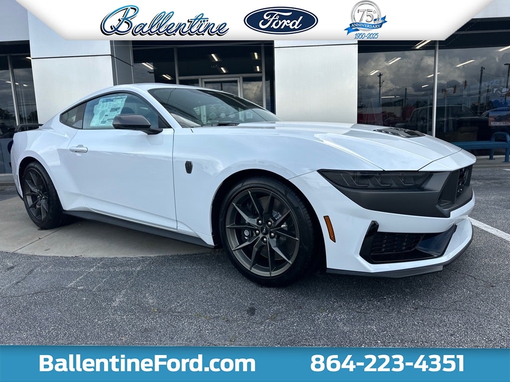 2025 Ford Mustang Dark Horse