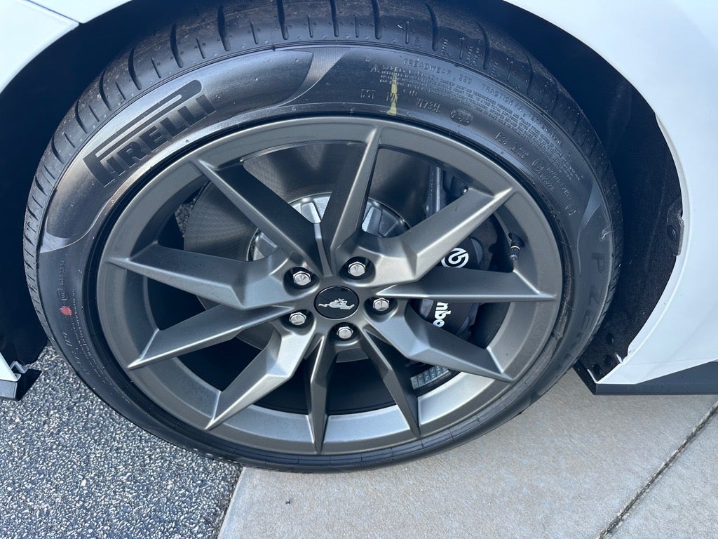 2025 Ford Mustang Dark Horse