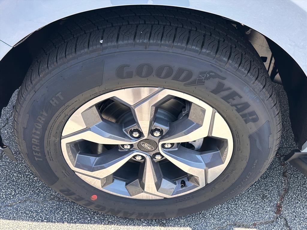 2027 Ford Expedition Active
