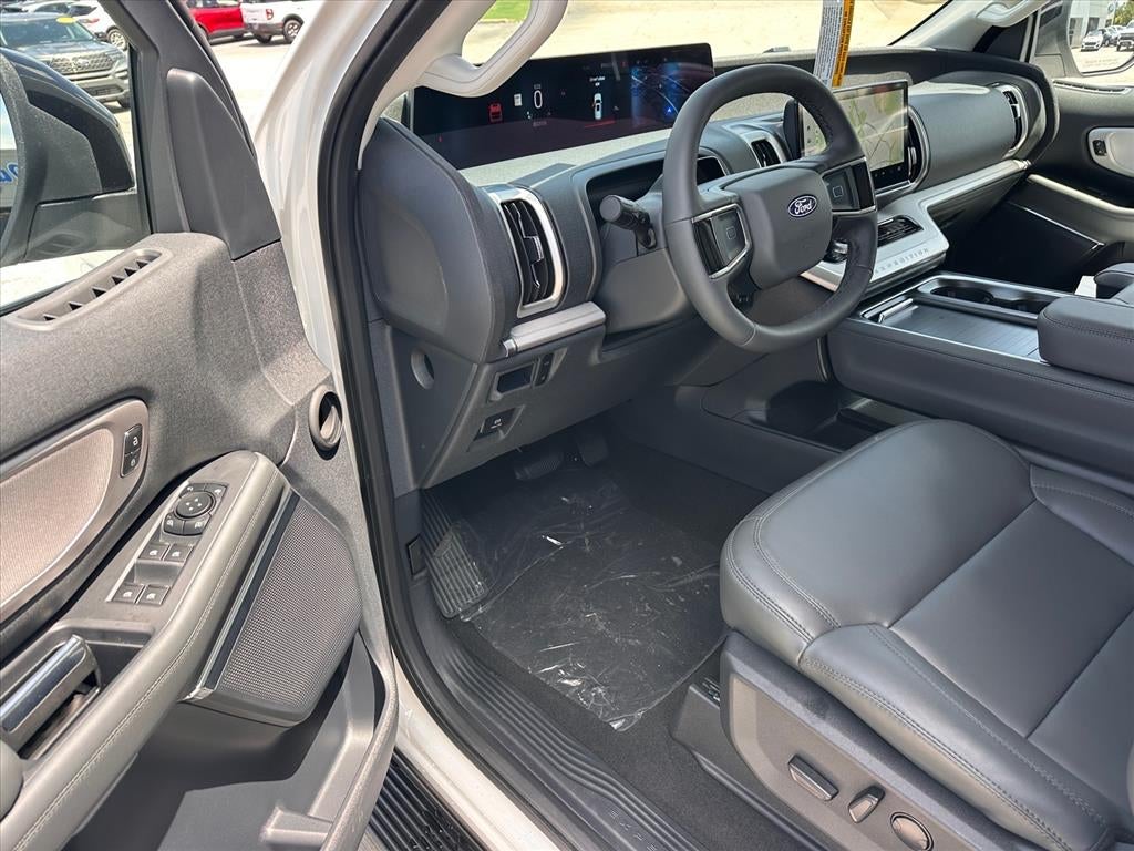 2027 Ford Expedition Active