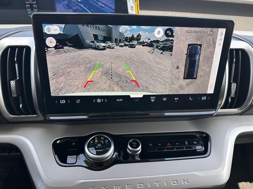 2027 Ford Expedition Active