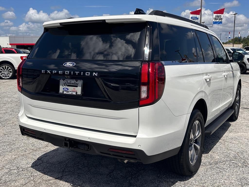 2027 Ford Expedition Active