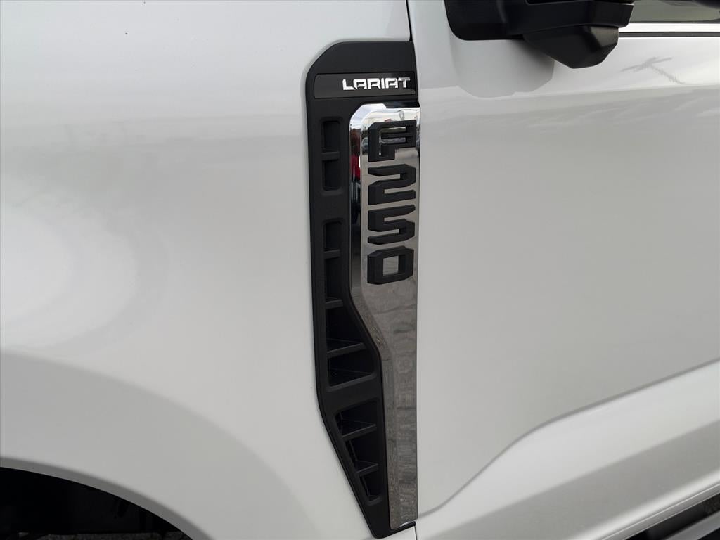 2027 Ford F-250 Super Duty Lariat