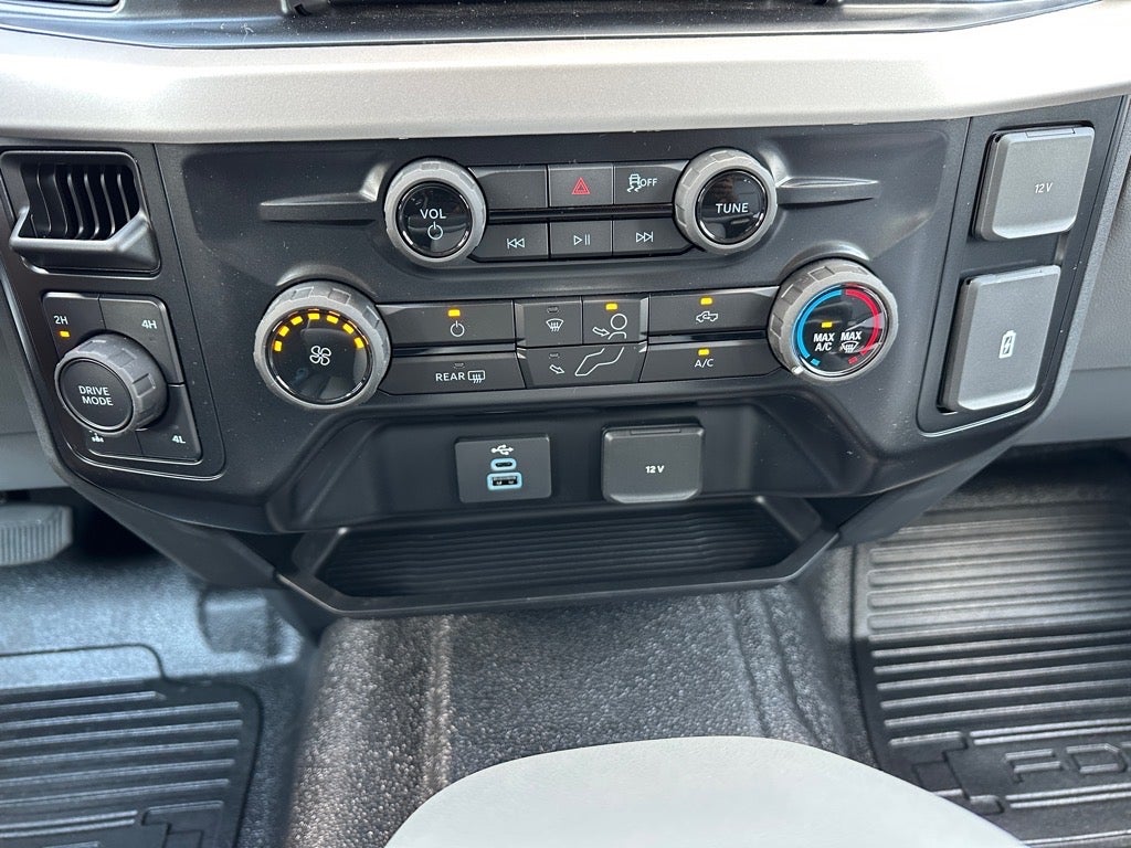 2026 Ford F-350 Super Duty XL