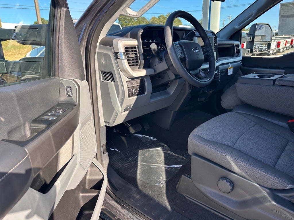 2026 Ford F-350 Super Duty XL