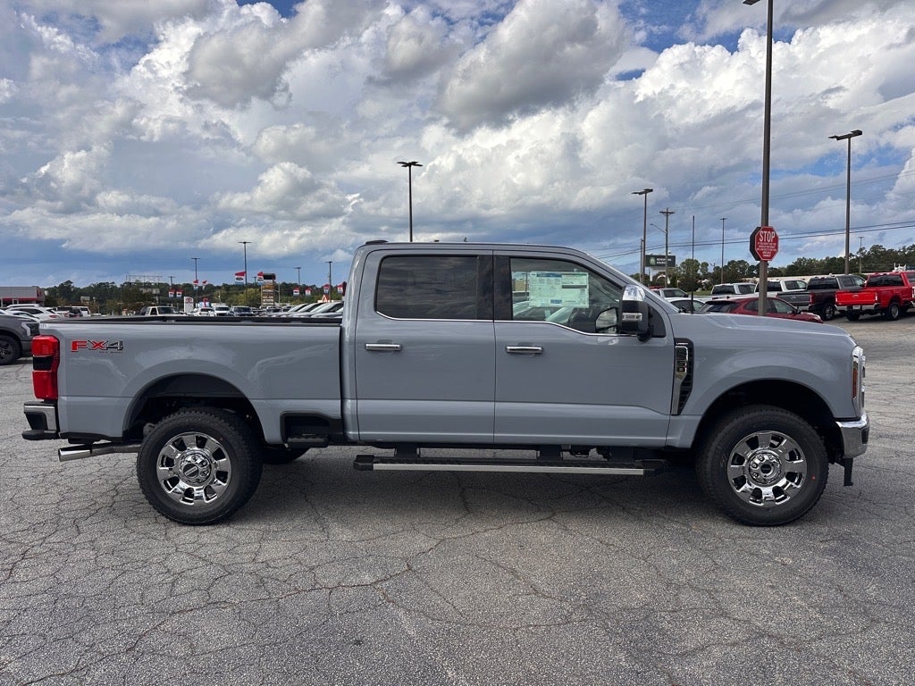 2026 Ford F-350 Super Duty Lariat