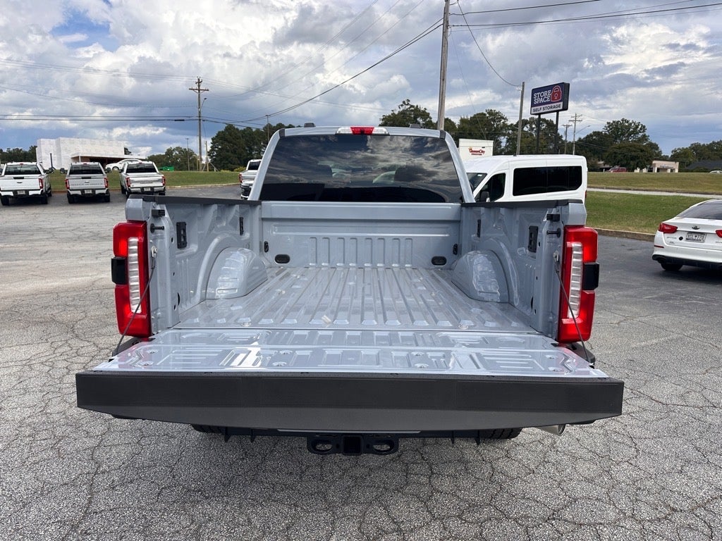2026 Ford F-350 Super Duty Lariat