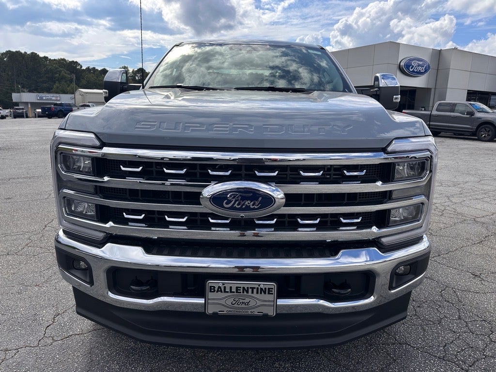 2026 Ford F-350 Super Duty Lariat
