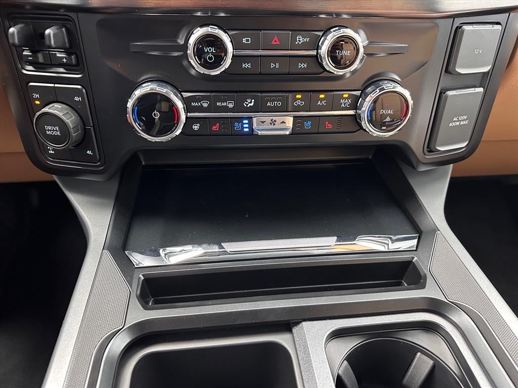 2026 Ford F-350 Super Duty Lariat