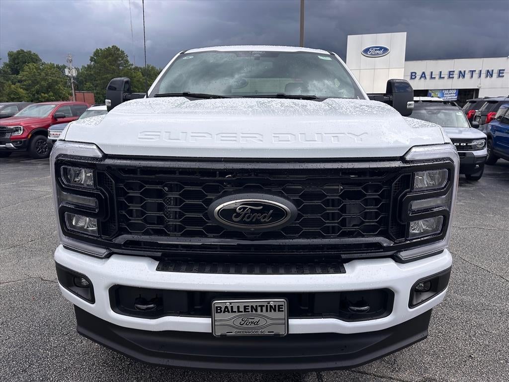 2026 Ford F-350 Super Duty Lariat
