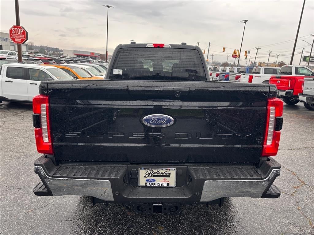 2026 Ford F-350 Super Duty Lariat