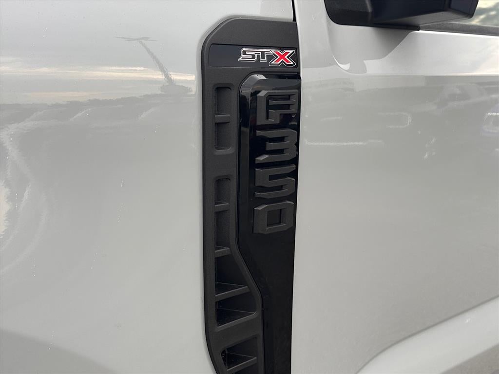2026 Ford F-350 Super Duty XL