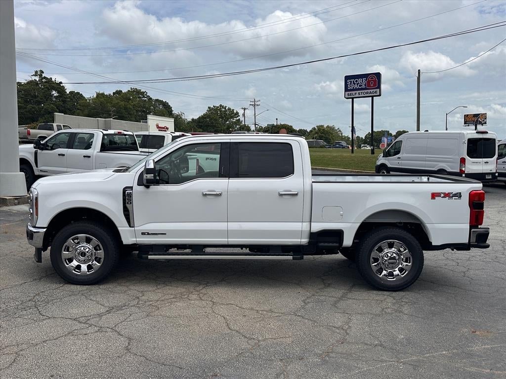 2026 Ford F-350 Super Duty Lariat