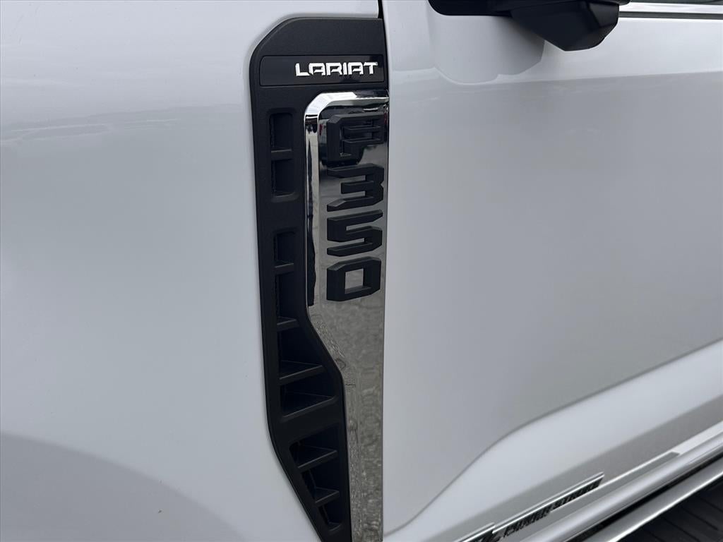 2026 Ford F-350 Super Duty Lariat