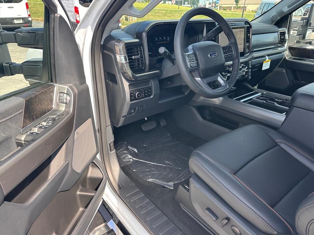 2026 Ford F-350 Super Duty Lariat