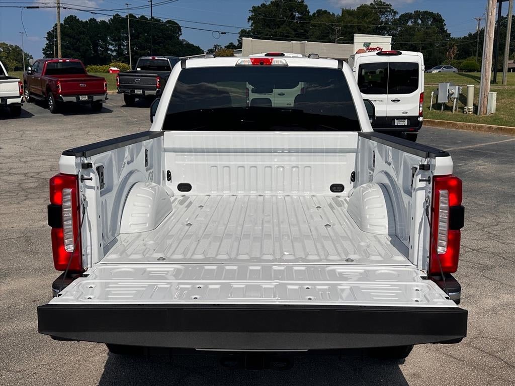 2026 Ford F-350 Super Duty Lariat