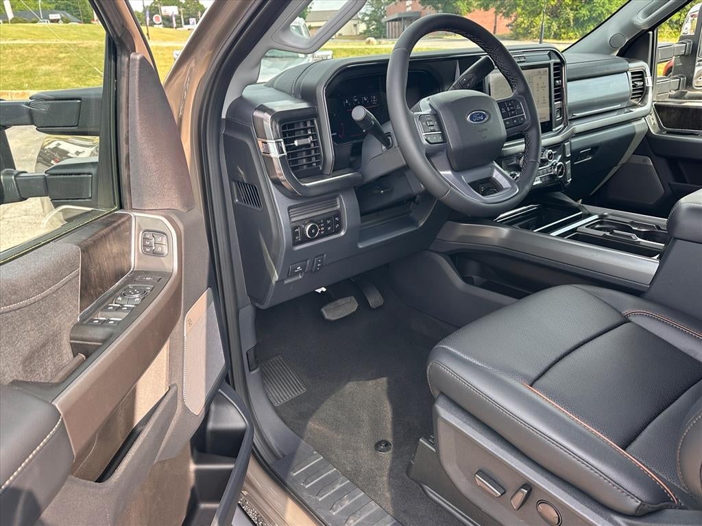 2026 Ford F-350 Super Duty Lariat