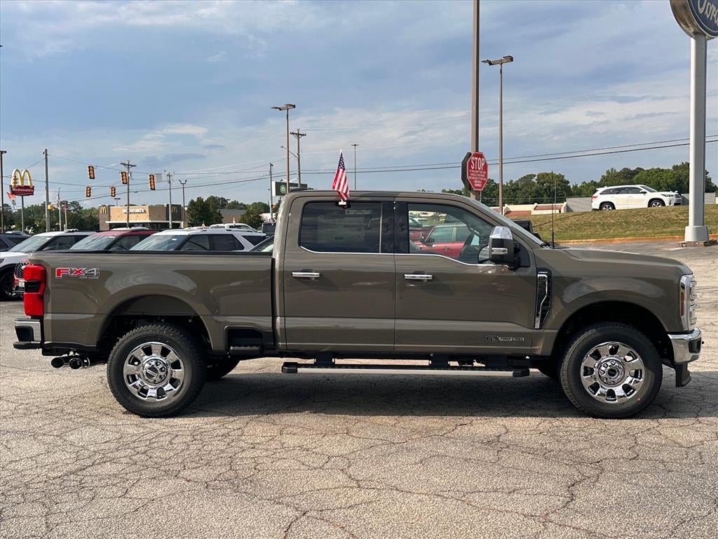 2026 Ford F-350 Super Duty Lariat