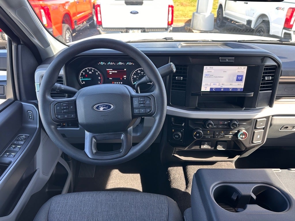 2026 Ford F-350 Super Duty XLT