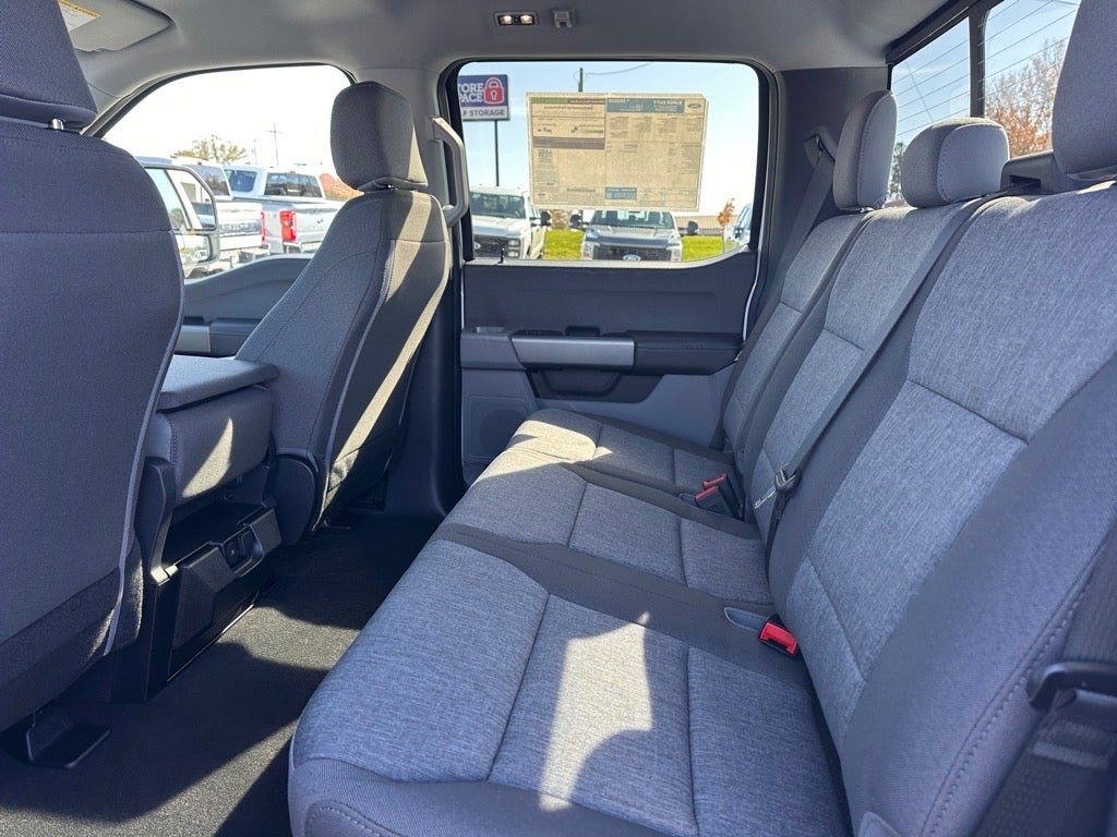 2026 Ford F-350 Super Duty XLT