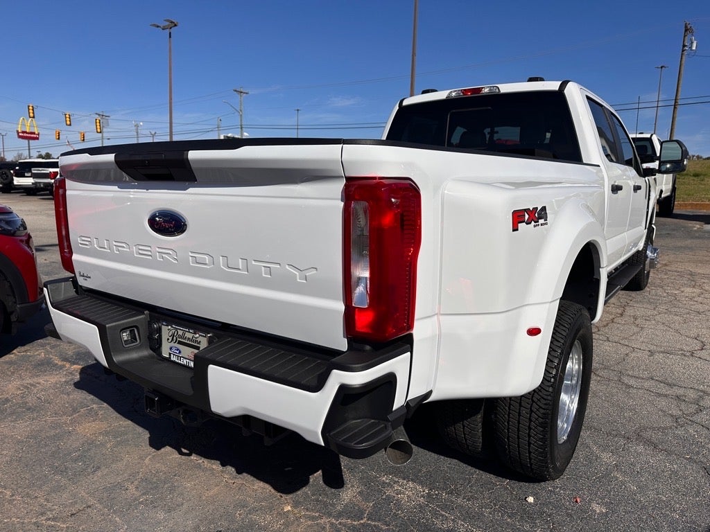 2026 Ford F-350 Super Duty XLT